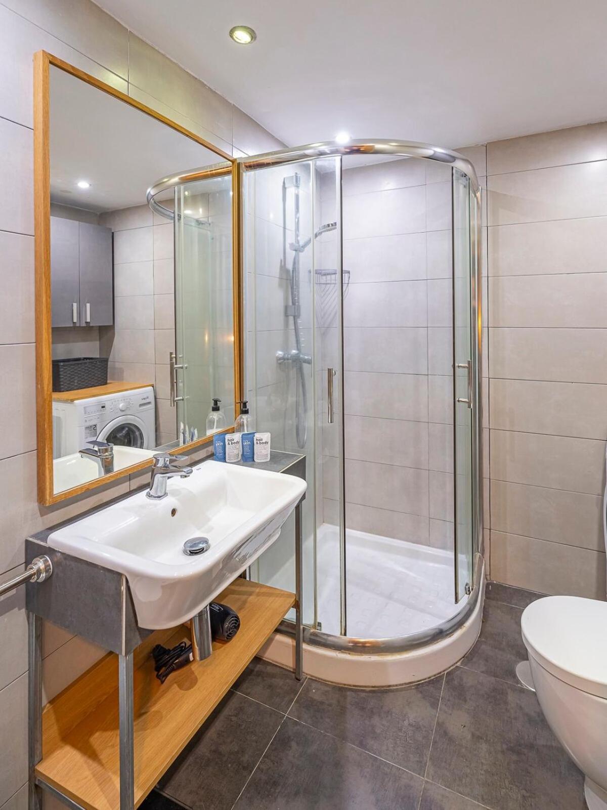 Golden Mile Getaway, Garden View, Pool & Comfort มาร์เบยา ภายนอก รูปภาพ